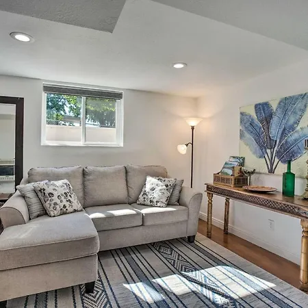 Charming Denver Apartment Less Than 5 Mi To Denver! Exterior photo